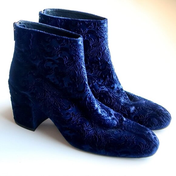 Stuart Weitzman Blue Floral Velvet Block Heel Ankle Boots Booties Size 9.5 - Picture 15 of 16